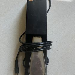 Keyboard sustain pedal