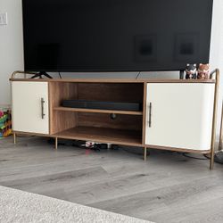 Media Console