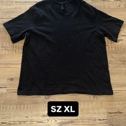H&M black men’s shirt