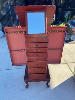 Standing wood jewelry box