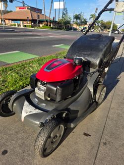 HONDA GAS 21-IN SELF PROPELLED LANW MOWER