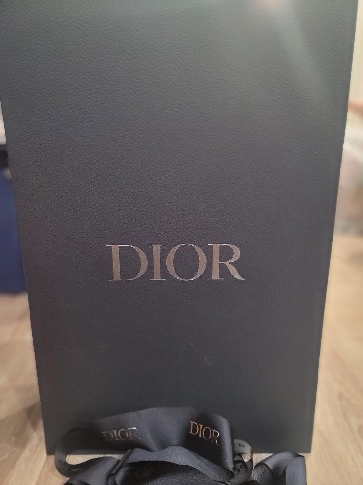 Dior Box