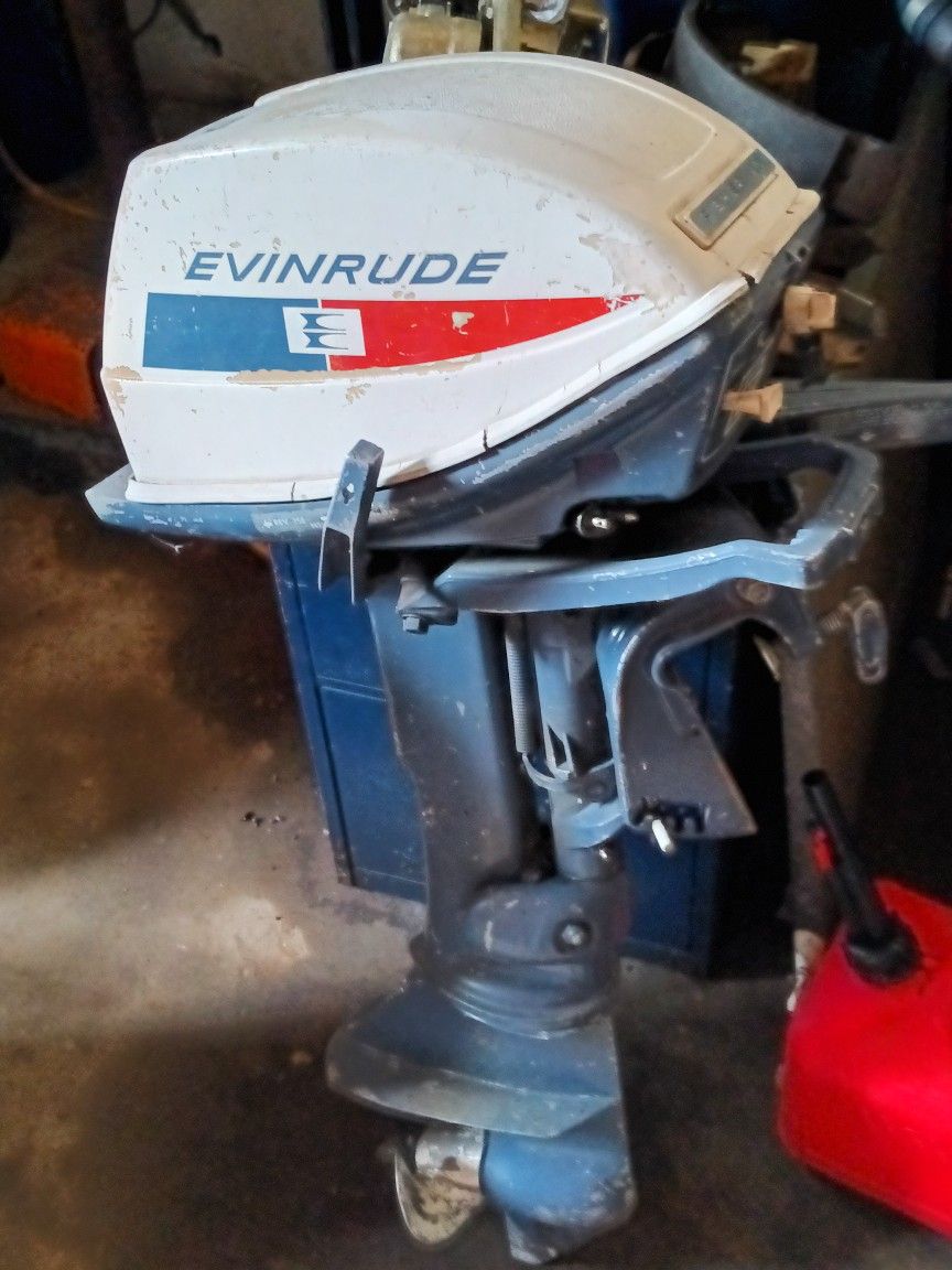 6 Hp Evinrude Runs Well New Water Pump 