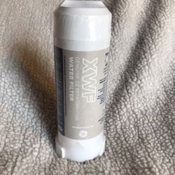 GE Genuine XWF Refrigerator Water filter, Filters 50+ Impurities