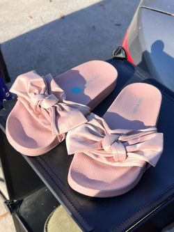 Pink Steve Madden Bow Slides
