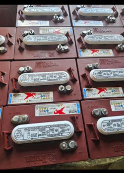 From the 6volt group of 210AH of the trojan brand, new battery, 1 year warranty