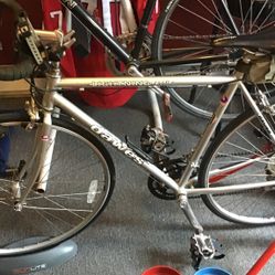 Dawes Lightening Sport Roadbike