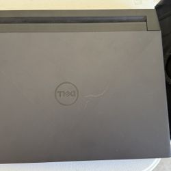 Dell G15 5520 Gaming Laptop