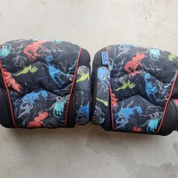 Graco TurboBooster Backless Facing Forward Booster Car Seat, Dinorama $15 Each