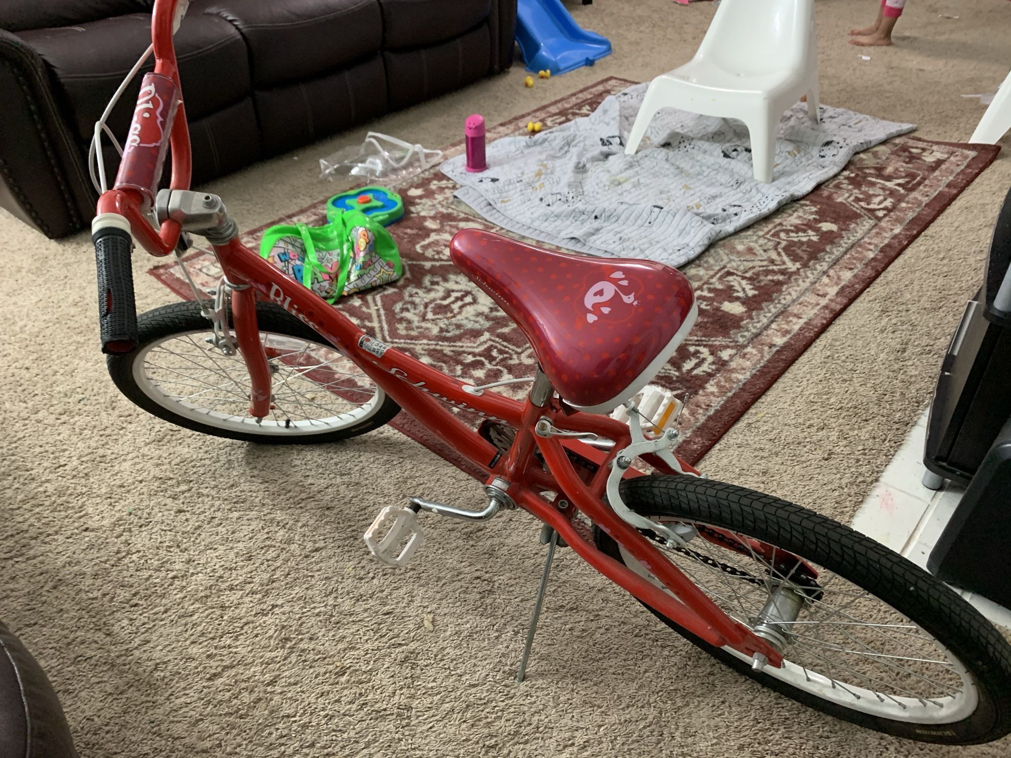 Bliss Schwinn girls Bike 20 Inch red for Sale in Irving TX OfferUp