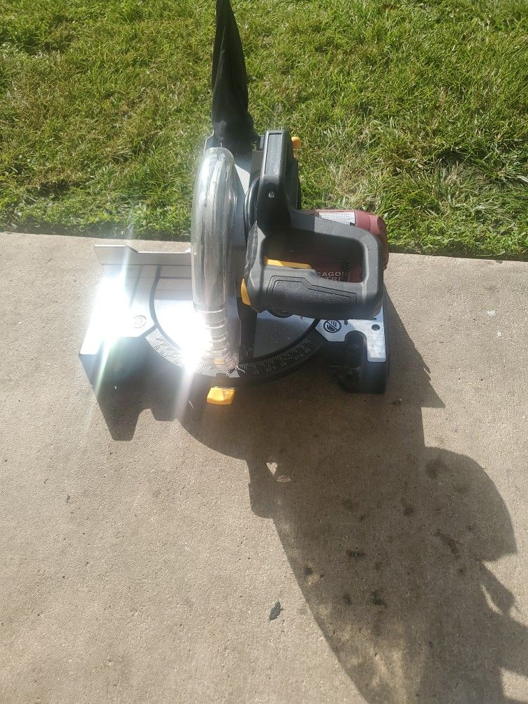 Chicago.Electroc Saw