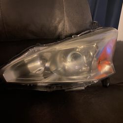 Driver Side Headlight For 2013-2016 Nissan Altima 