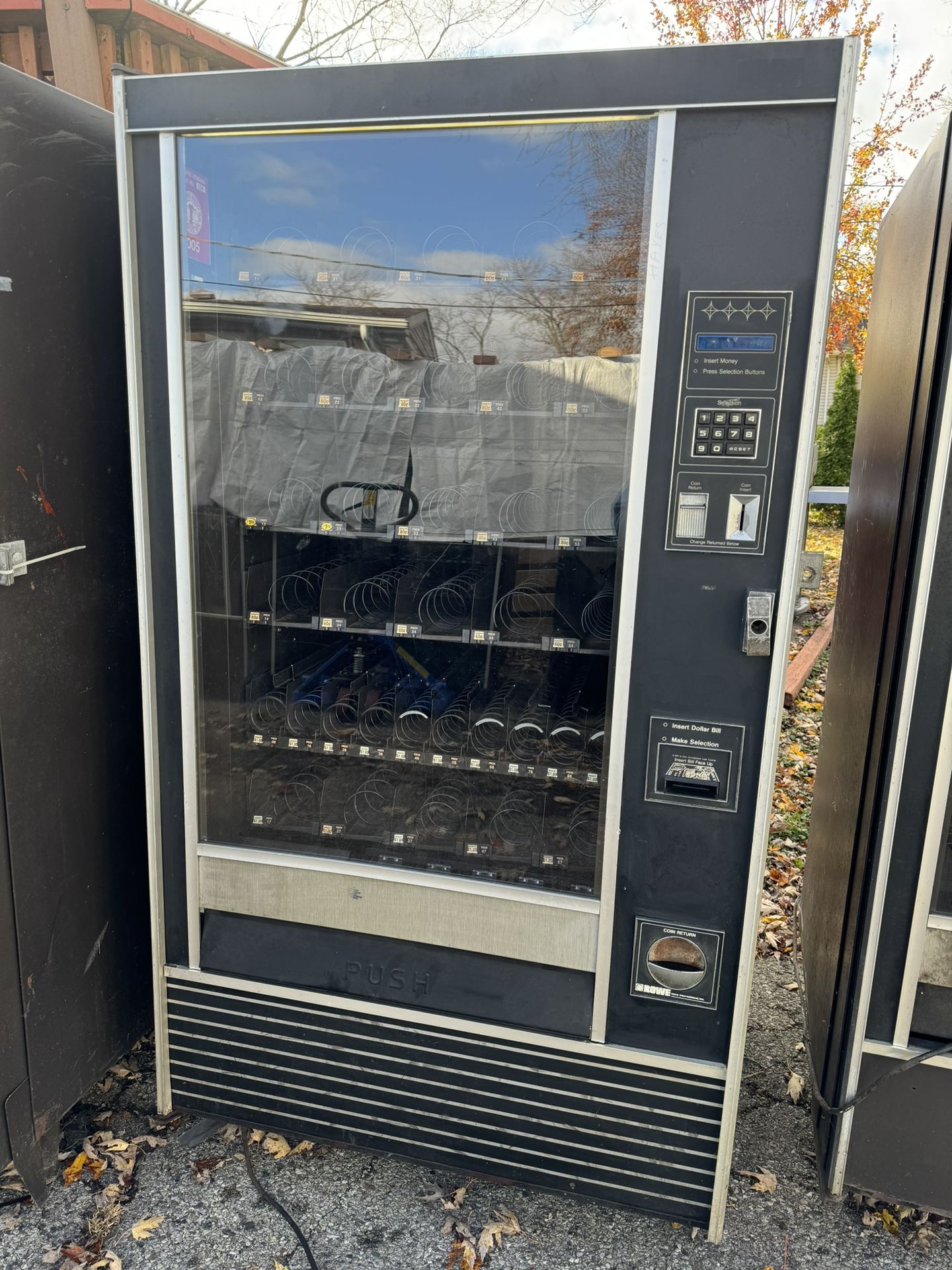 Vending Snack Machines $400 For All 6 Machines