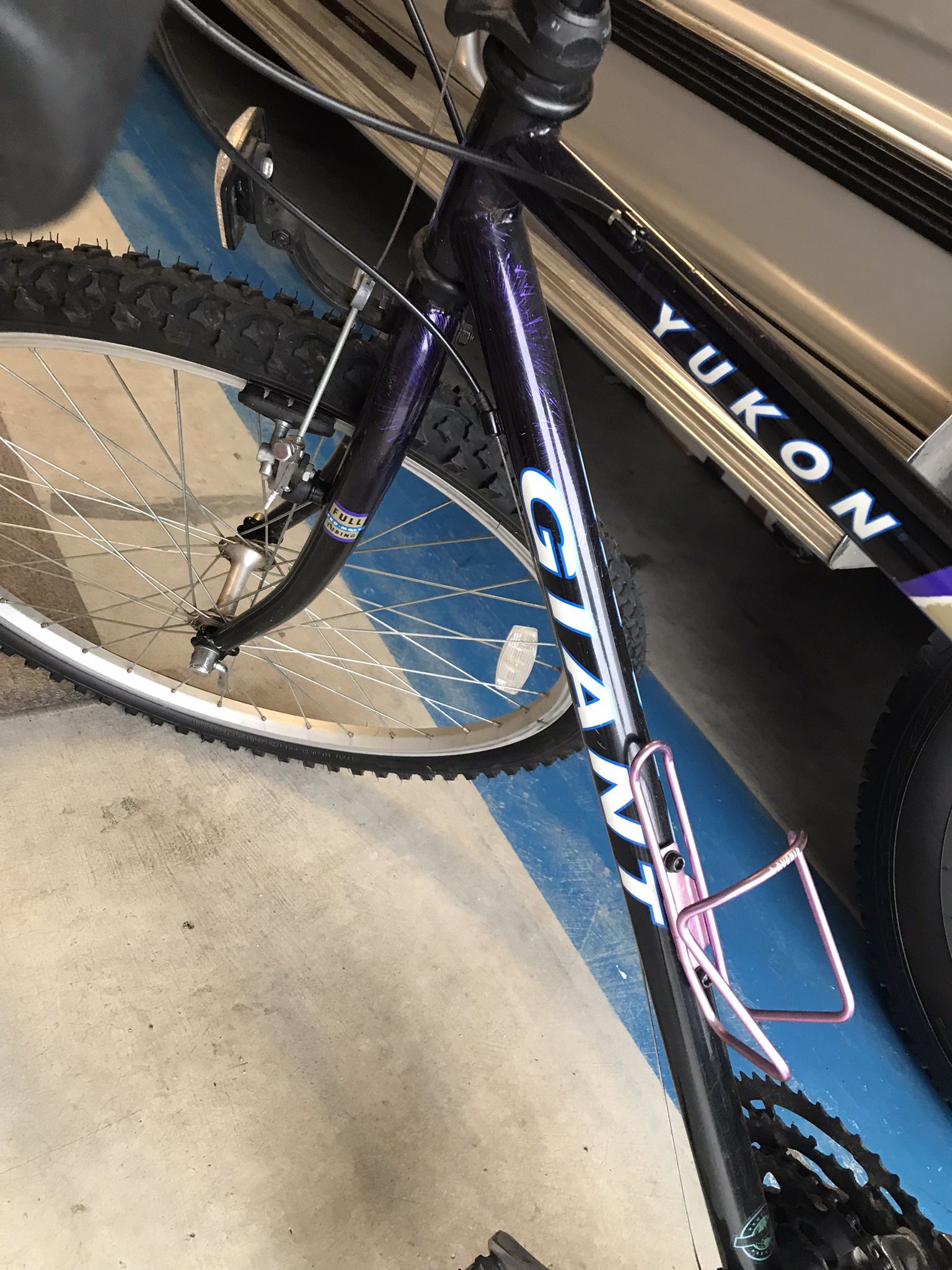 26” Giant Yukon Bicycle 21 Speed