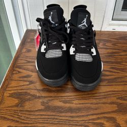 Jordan 4 Black And White Thunders