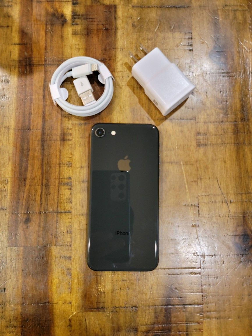 IPhone 8 Unlocked 64gb