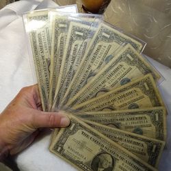#294 Lot Of 10 Silver Certificates 