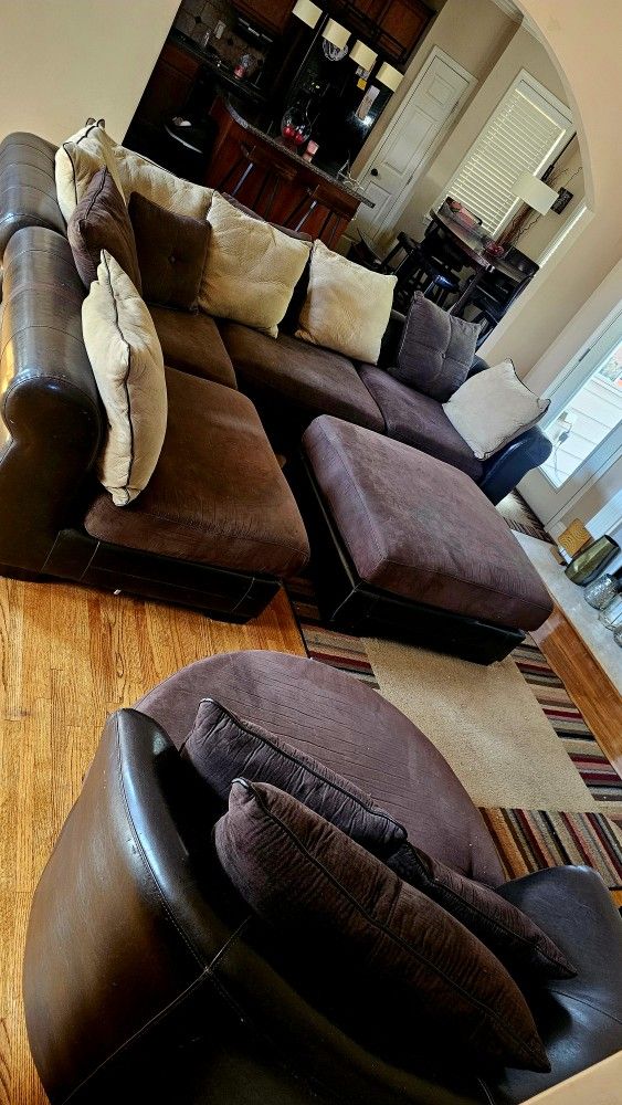 Sofa Set W/ Matching Ottoman & Chair