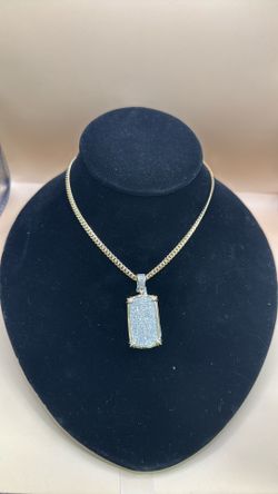 Chain and Charm