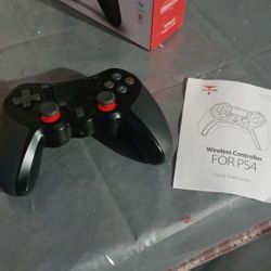 WIRELESS PS4 CONTROLLER 