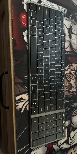 Black Keyboard And Mouse