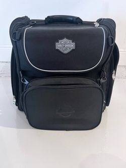 Harley-Davidson Onyx premium luggage rider backrest pad