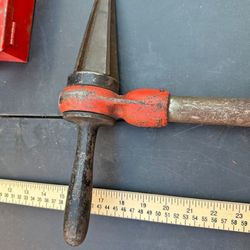 RIDGID No. 2 Long-Grip Pipe Reamer – Vintage Heavy-Duty Steel Hand Reamer