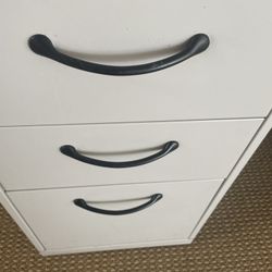 MOBILE PEDESTALS