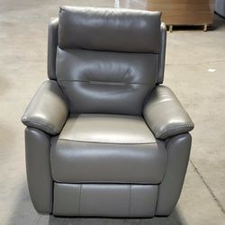 
🔥 Modern Gray Leather Recliner – Comfort Meets Style 🔥