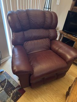 Lazy Boy Recliner Chair Large Leather Burgundy Lounger