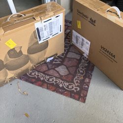 2 monitors hardly used.
