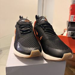New Air Max 270 Size 8.5 Men’s 10 Women’s 