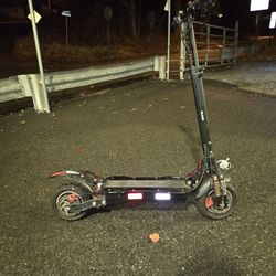 Electric Scooter Hikerboy 1000 Watt Dual Motor