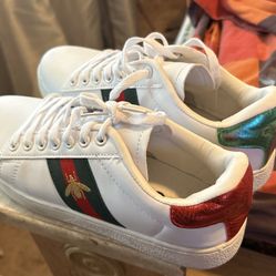GUCCI SNEAKERS 