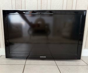 Samsung 32” TV