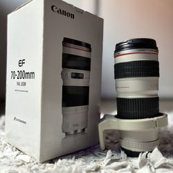Canon EF 70-200mm f/4L USM telephoto zoom lens