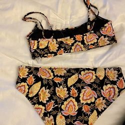 Swimsuits /bikini