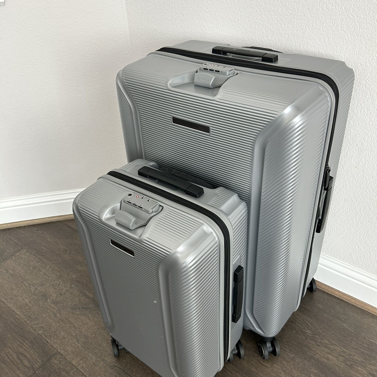 Samsonite Element XLT 2-Piece Luggage Set - gray,Spinner Wheels