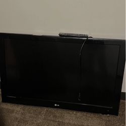 LG 55”