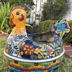 Vintage Mexican Talavera Pottery Chicken Hen Flower Pot Ceramic Plant Planter Artist Signed Chipped Weathered Chipping Tail 