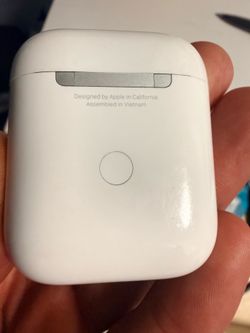 Apple AirPods 2nd generation