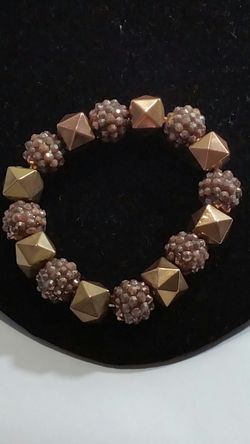 Beaded elastic bracelet