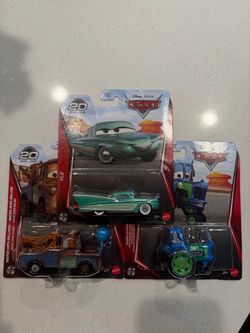 2026 Disney Pixar Cars - 20th Anniversary  - Mater with Ballon - Flo - Clutch Aid Racing Tractor