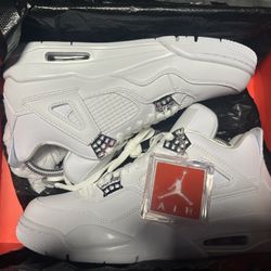 Jordan 4 Metallic White 