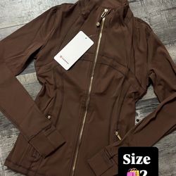 Lululemon sweaters 🫣