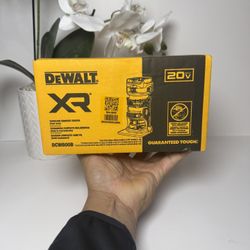Dewalt Router XR
