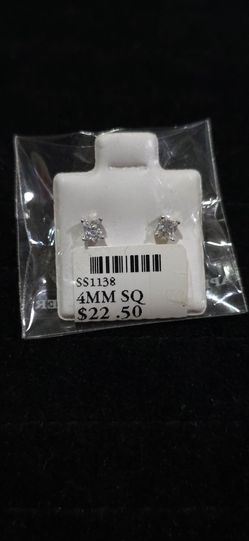 4mm Square Princess Cut Stud Earrings