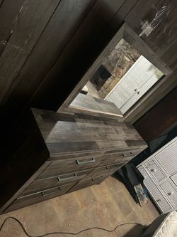 Bedroom set