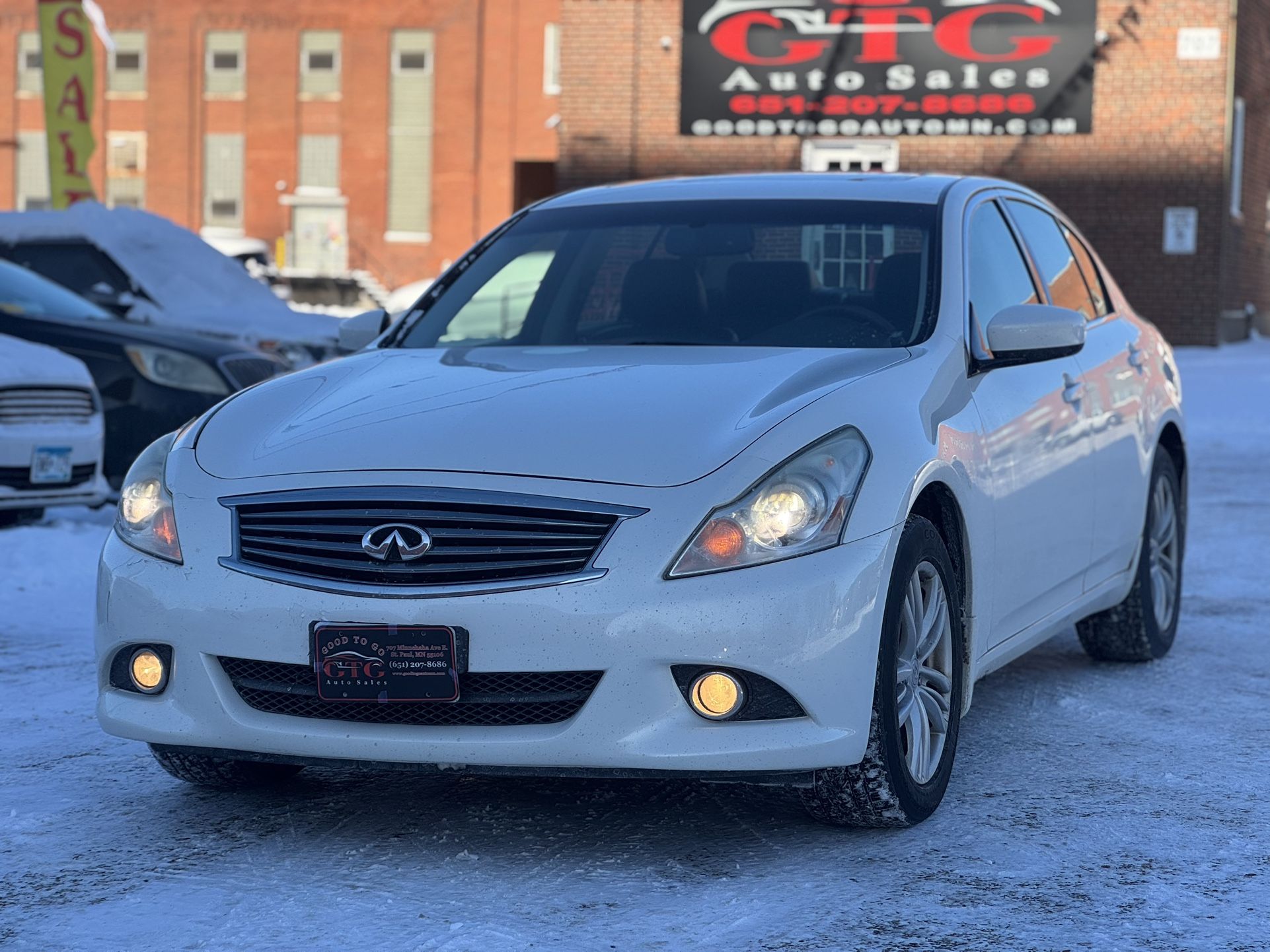 2012 Infiniti G25