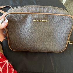 Michael Kors purse 